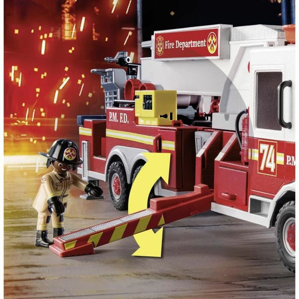 Jeu de Véhicules   Playmobil Fire Truck with Ladder 70935         113 Pièces